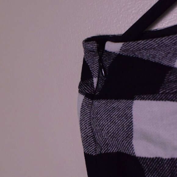 Women's Talbots Wool Blend Black & White Buffalo Check Plaid Skirt - Size 4 - Picture 4 of 6